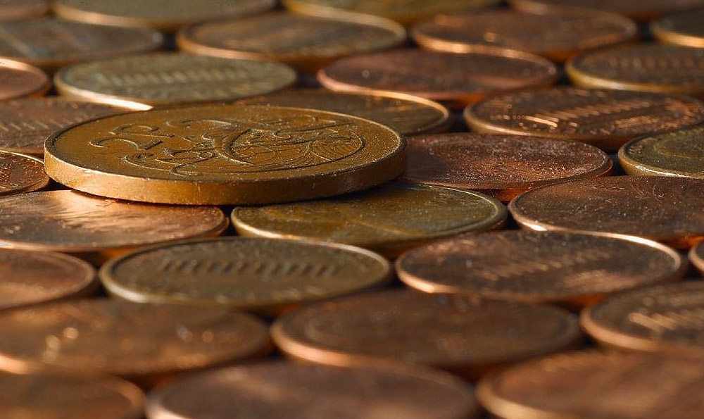 Can YouTubers really make money? How?
