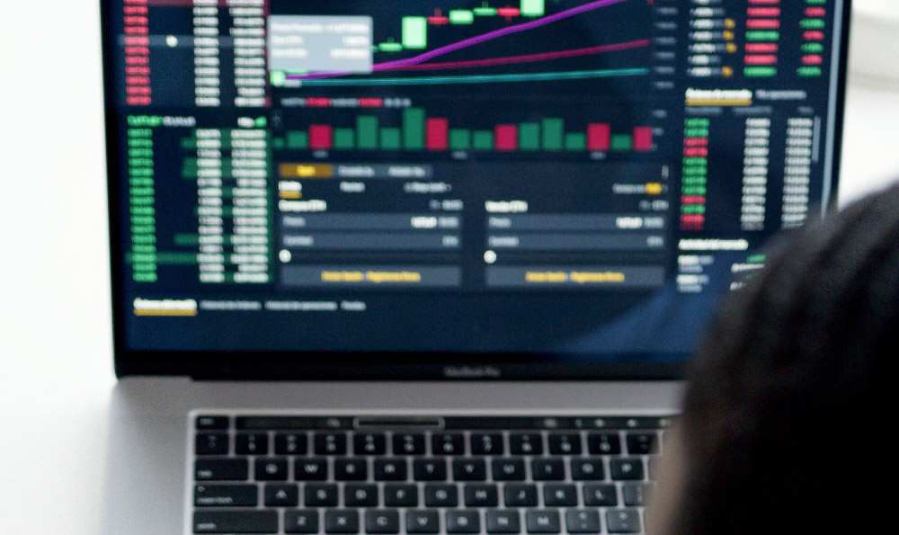 Investing in GTA 5's Stock Market: How and Why?