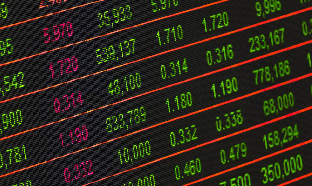 How Can Minors Invest, and Where Should They Start?
