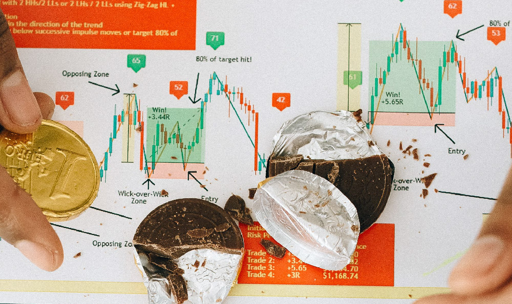 Is it possible to make money in middle school, and how?
