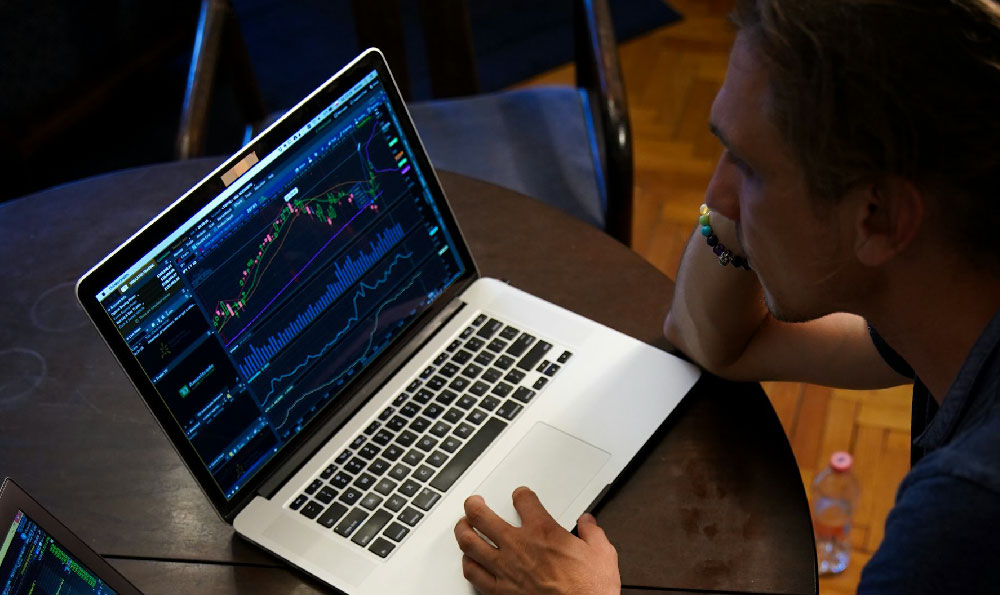 Are Boutique Investment Banks Worth It? What Do They Offer?
