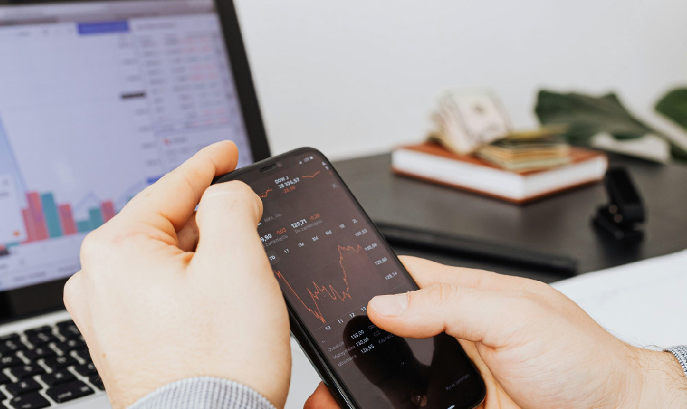 How to Invest in Starlink: Is Pre-IPO Investment Possible?