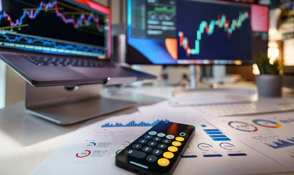 how to make money on Twitter easily